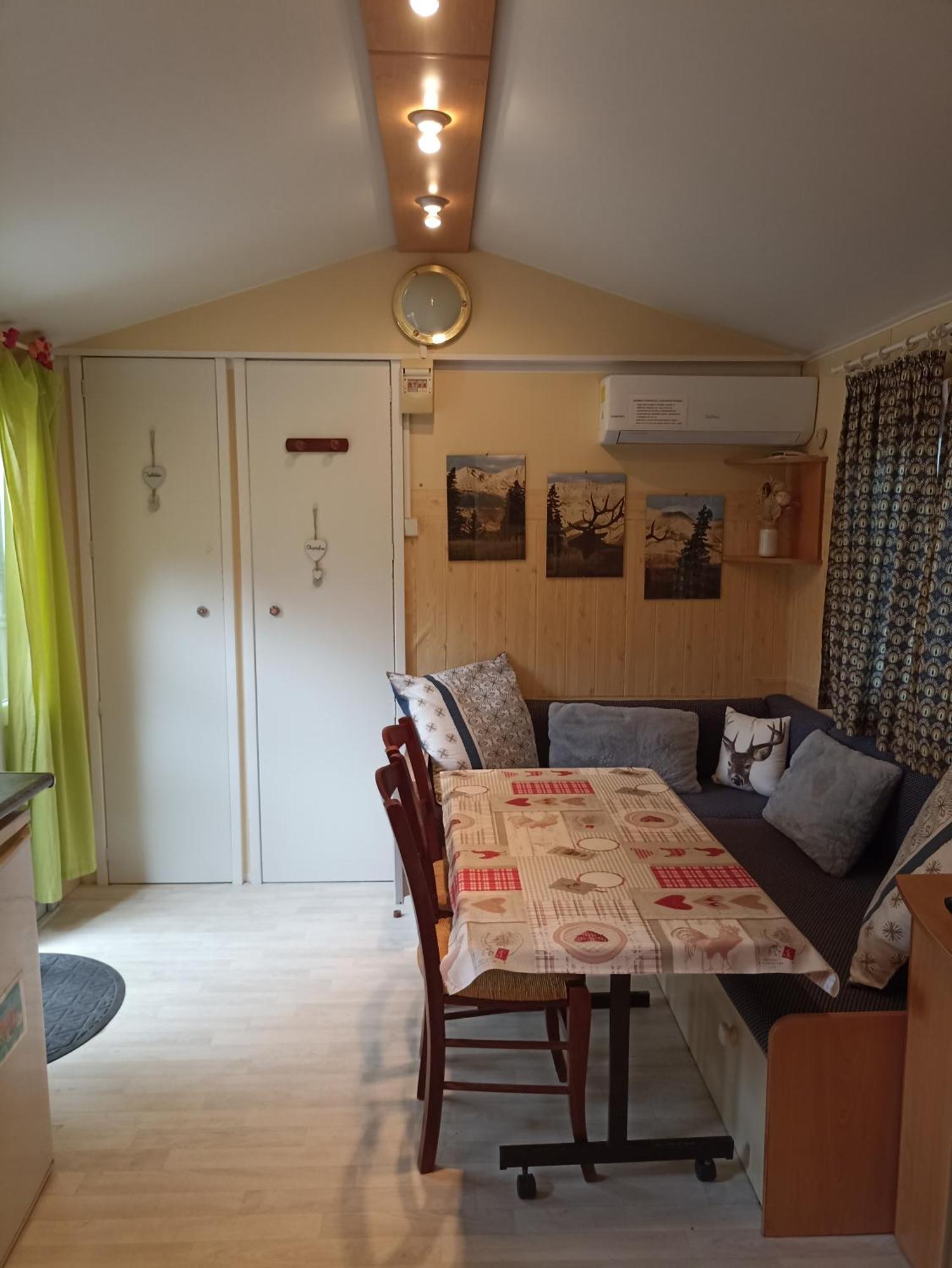 Mobil Home Villefranche-de-Conflent Exterior photo